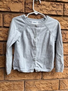 💫10/$25 • Old Navy Girls' Light Gray Button-Front Sweater